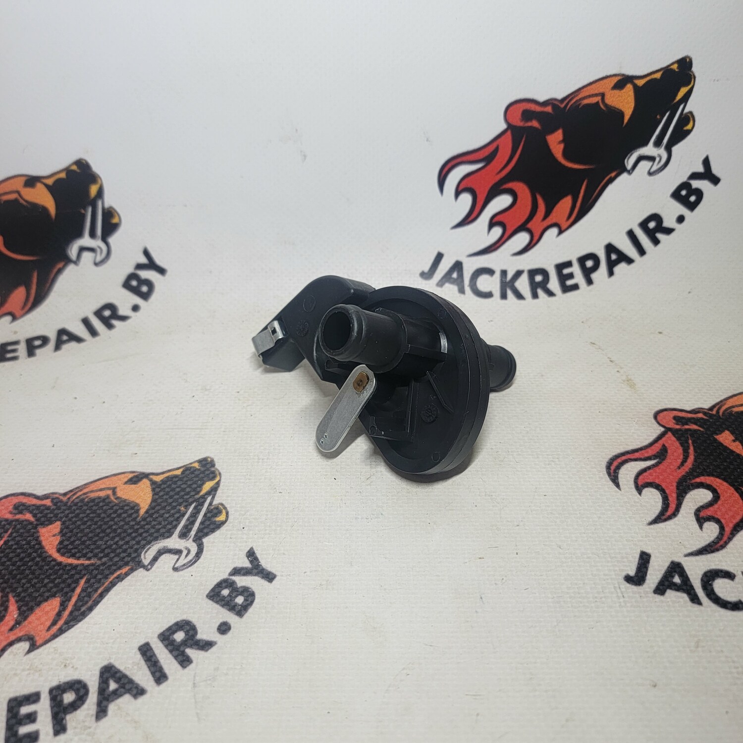 Кран отопителя JCB 25/221239 Кран отопителя JCB 25/221239
