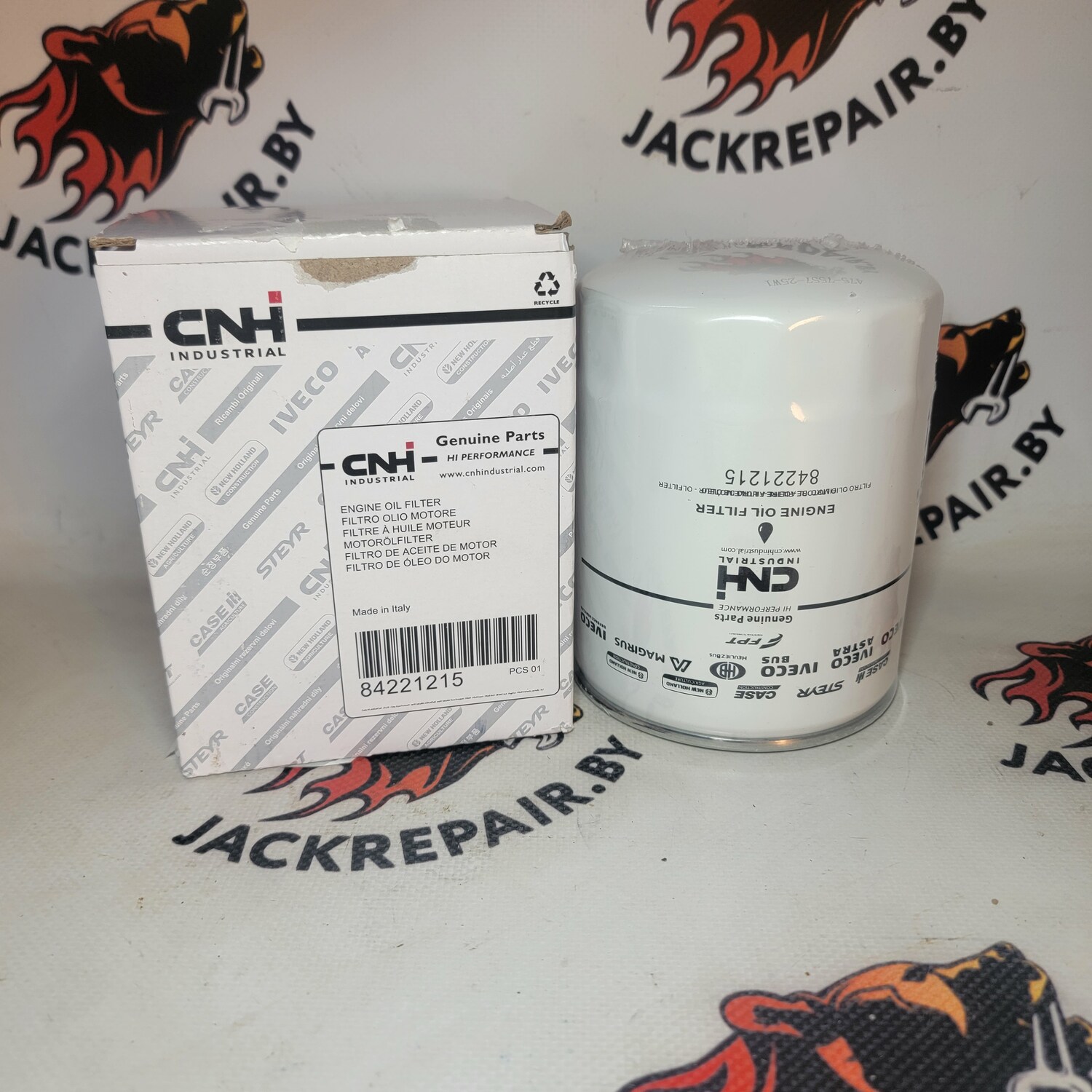 Фильтр масляный CNH 84221215 Фильтр масляный CNH 84221215