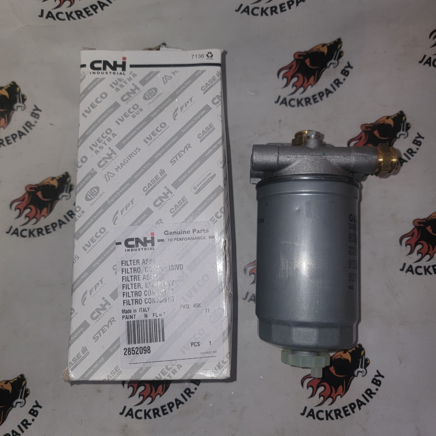 Фильтр топливный в сборе CNH 2852098 Фильтр топливный в сборе CNH 2852098