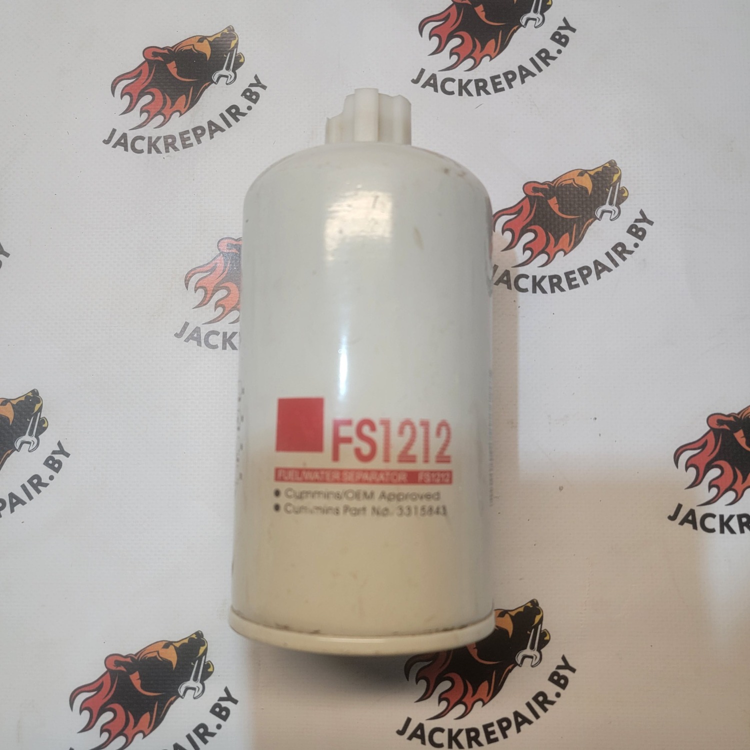 Фильтр топливный Fleetguard FS1212 Фильтр топливный Fleetguard FS1212